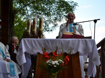 Fotorelacja z uroczystości w Barani Cisieckiej - zdjęcie29