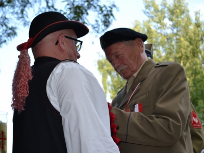 Fotorelacja z uroczystości w Barani Cisieckiej - zdjęcie20