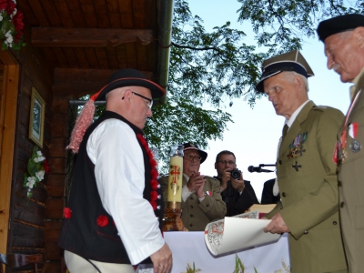 Fotorelacja z uroczystości w Barani Cisieckiej - zdjęcie19