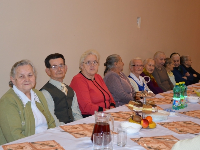 Spotkanie Świąteczne z Seniorami w Żabnicy - zdjęcie4