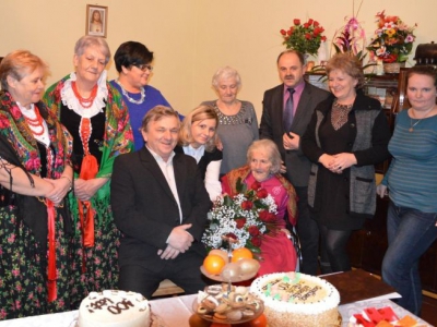 Setne urodziny Pani Marii Zawada z Ciśca - zdjęcie7