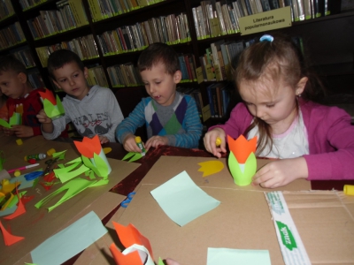 Przedszkolaki w bibliotece - zdjęcie12