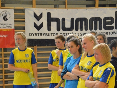 Turniej Podbeskidzkiej Ligi Piłki Ręcznej Dziewcząt - zdjęcie7