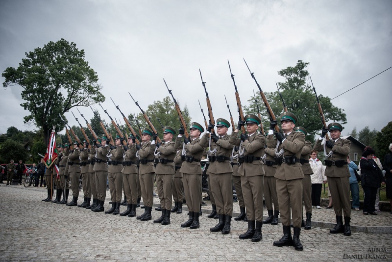 Wojewódzkie uroczystości upamiętniające 75. rocznicę bohaterskiej obrony Węgierskiej Górki