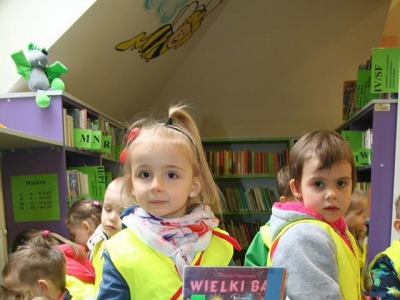 Maluchy z Akuku w Bibliotece - zdjęcie1