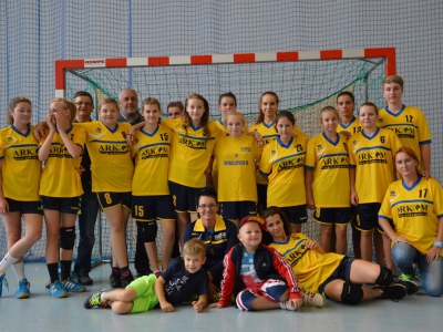 Turniej Podbeskidzkiej Ligi Piłki Ręcznej Dziewcząt -  fotorelacja! - zdjęcie23
