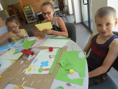 Wakacje w świetlicy i bibliotece w Żabnicy. - zdjęcie8