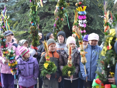 X Gminny Konkurs Palm Wielkanocnych w Węgierskiej Górce - zdjęcie13