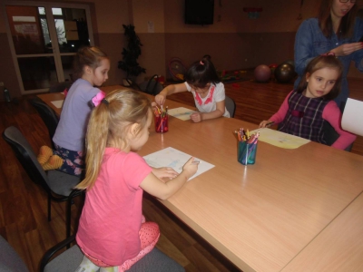 Przedszkolaki w bibliotece w Cięcinie - zdjęcie3