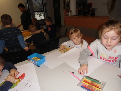 Zajęcia dla przedszkolaków w bibliotece w Żabnicy. - zdjęcie11