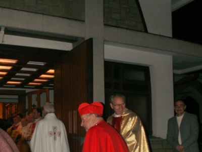 Kardynał Dziwisz 6 listopada w kościele "jednej doby" - zdjęcie10