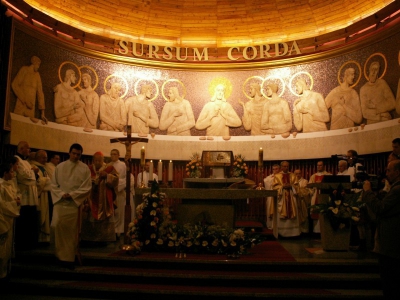 Kardynał Dziwisz 6 listopada w kościele "jednej doby" - zdjęcie8