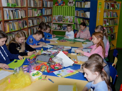 Słoneczne spotkanie w bibliotece - zdjęcie6