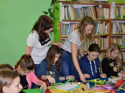 Słoneczne spotkanie w bibliotece - zdjęcie2