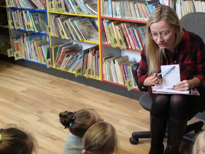 Poznajemy bibliotekę - spotkanie z przedszkolakami! - zdjęcie14