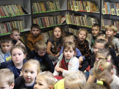 Poznajemy bibliotekę - spotkanie z przedszkolakami! - zdjęcie9