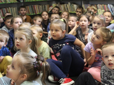 Poznajemy bibliotekę - spotkanie z przedszkolakami! - zdjęcie6