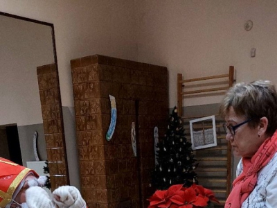 Mikołaj w odwiedzinach w Klubie Seniora w Ciścu - zdjęcie9