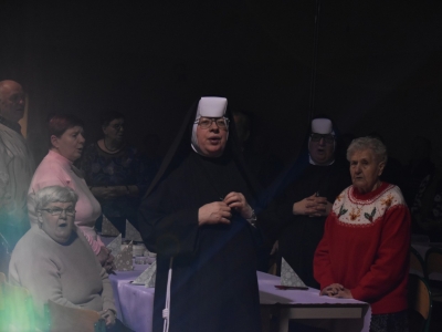 Spotkanie świąteczne z seniorami w Żabnicy - zdjęcie14
