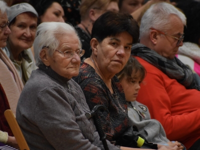 Spotkanie świąteczne z seniorami w Cięcinie - zdjęcie32