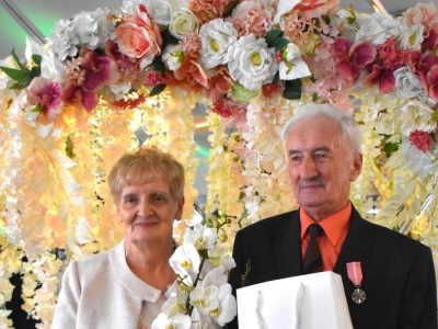 Jubileusz 50-lecia pożycia małżeńskiego w gminie Węgierska Górka - zdjęcie11
