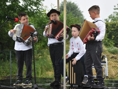 Deszczowo, ale serca gorące! Piknik charytatywny dla Mai Galicy - zdjęcie27